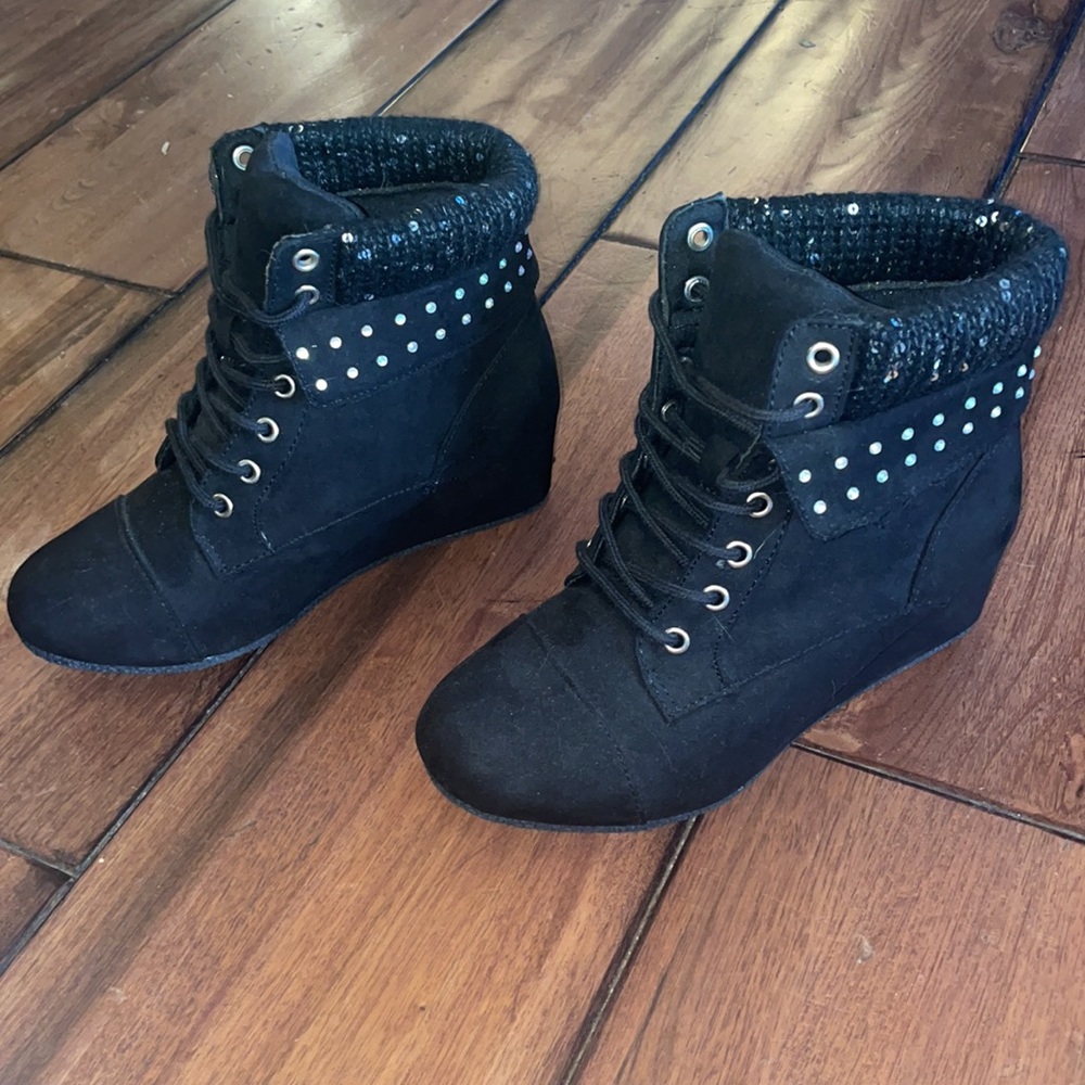 Suede booties - Picture 4 of 5